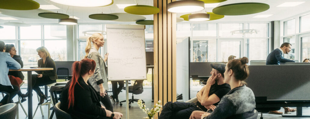 raumdeuter: Ihr Innenarchitekt in Berlin, Büroplanung und Bürogestaltung